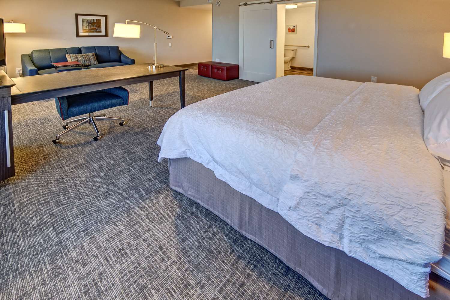 hampton inn and suites franklin berry farms