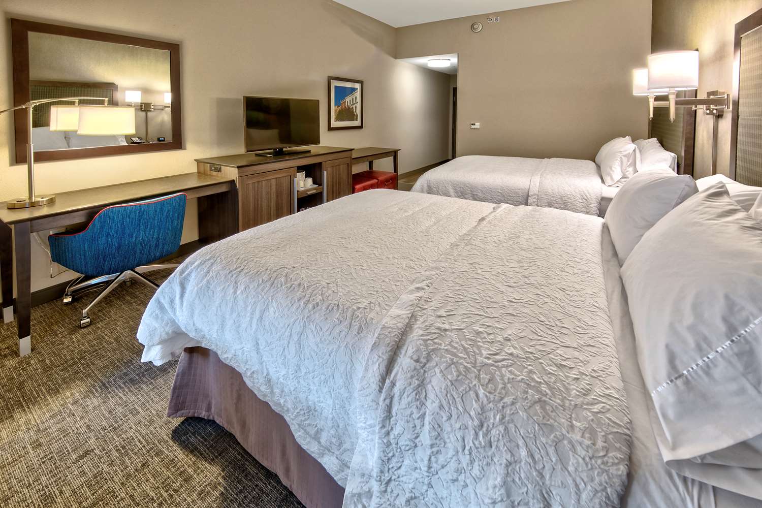 hampton inn and suites franklin berry farms