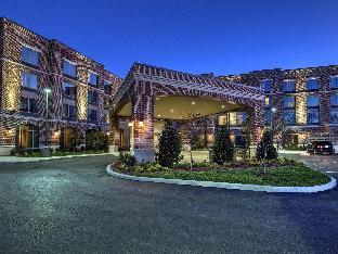 hampton inn and suites franklin berry farms