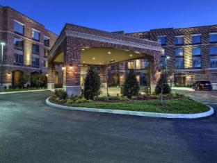 hampton inn and suites franklin berry farms