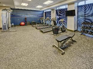 hampton inn and suites franklin berry farms