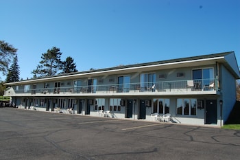 northwoods inn llc
