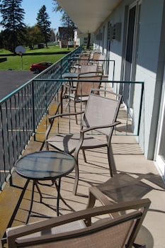 northwoods inn llc