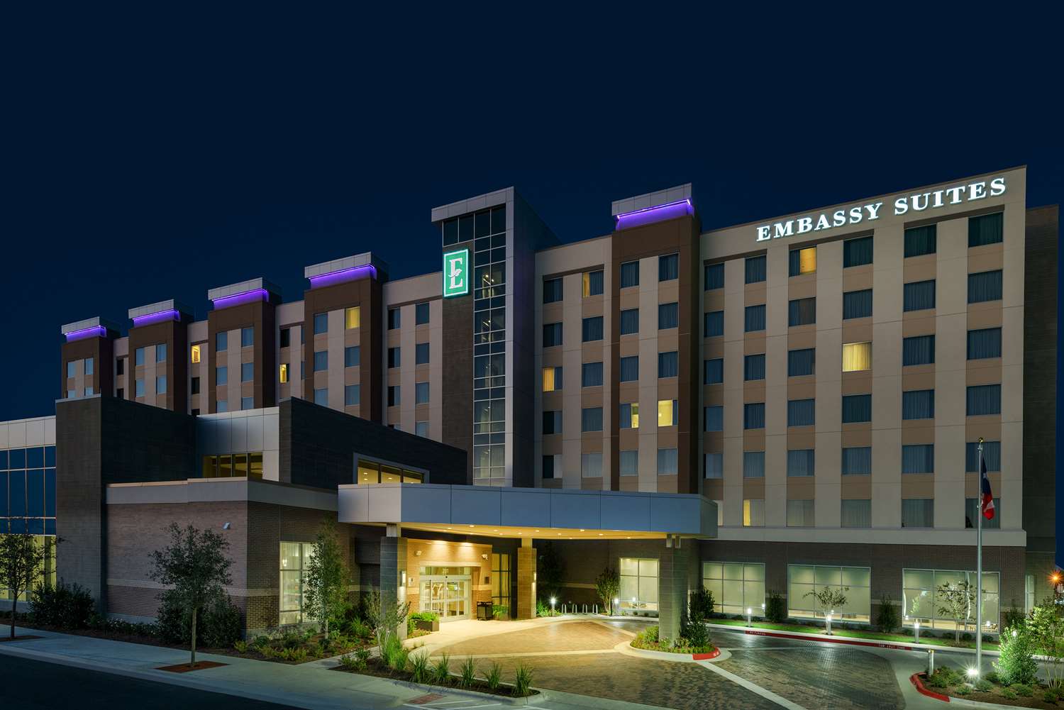 embassy suites by hilton college station tx
