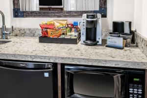 embassy suites by hilton college station tx
