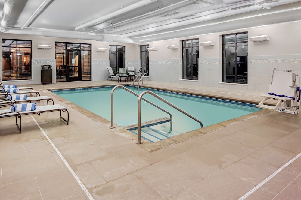 Homewood Suites By Hilton Wauwatosa Milwaukee,Butler>>Brookfield,3 star