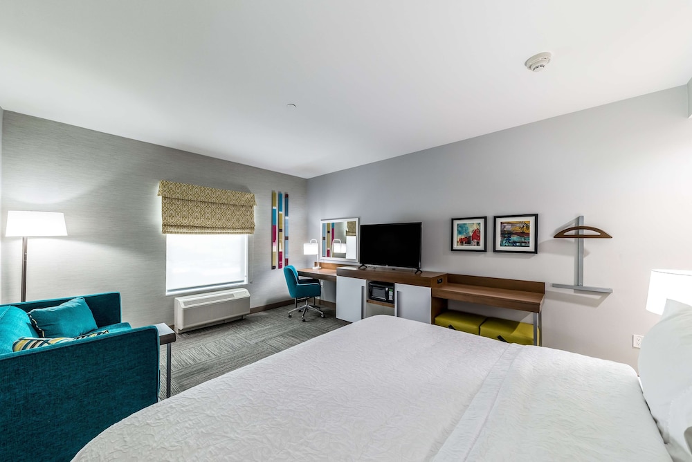 hampton inn and suites pryor