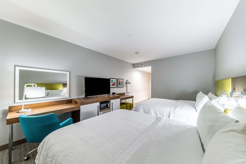 hampton inn and suites pryor