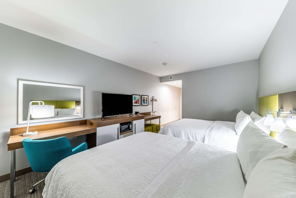 hampton inn and suites pryor