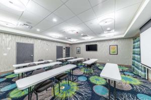 hampton inn and suites pryor