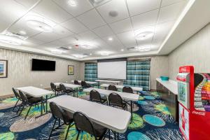 hampton inn and suites pryor