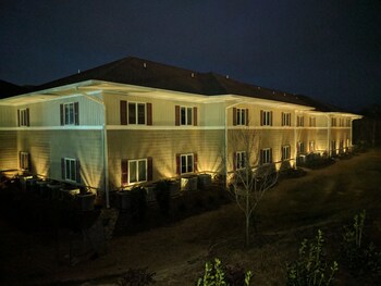 affordable suites mooresville lakenorman