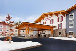 hampton inn and suites leavenworth