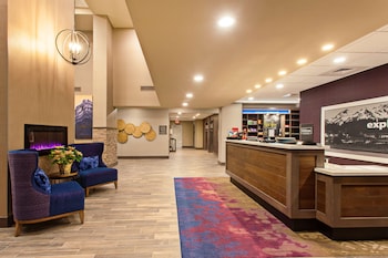 hampton inn and suites leavenworth