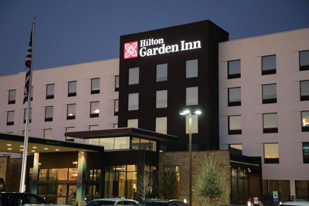 hilton garden inn austin airport