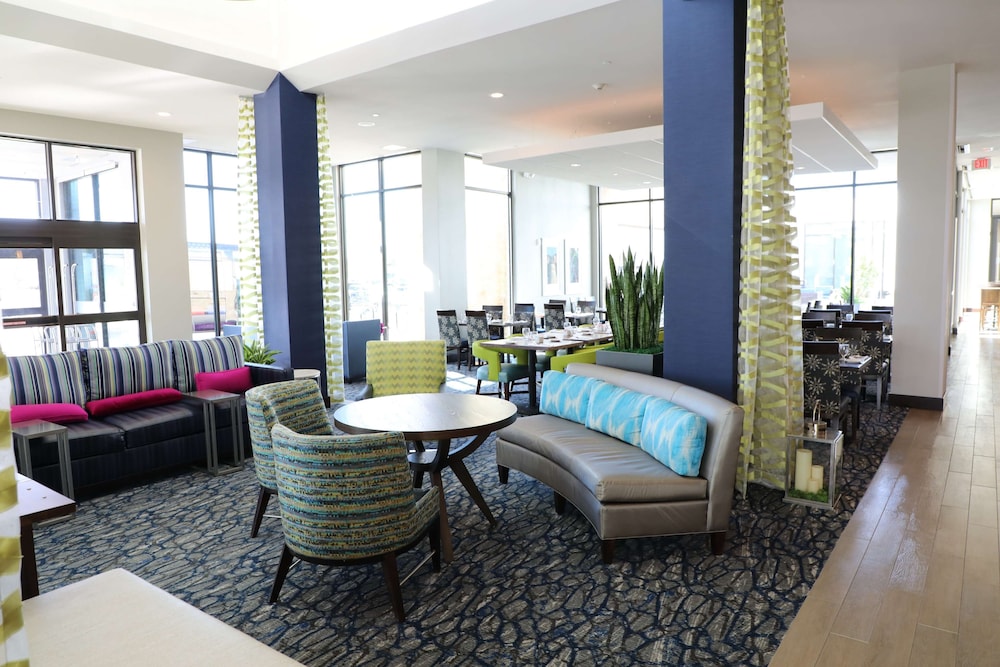 hilton garden inn austin airport