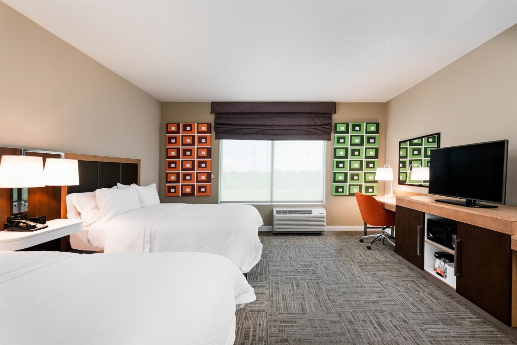 hampton inn and suites west melbourne palm bay road