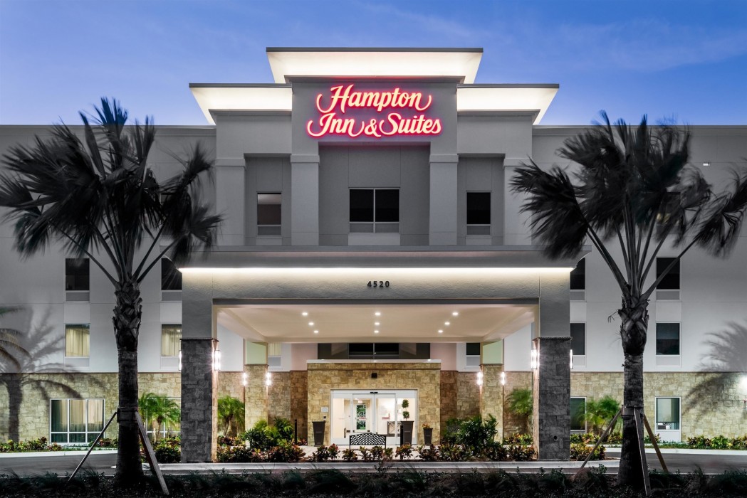 hampton inn and suites west melbourne palm bay road
