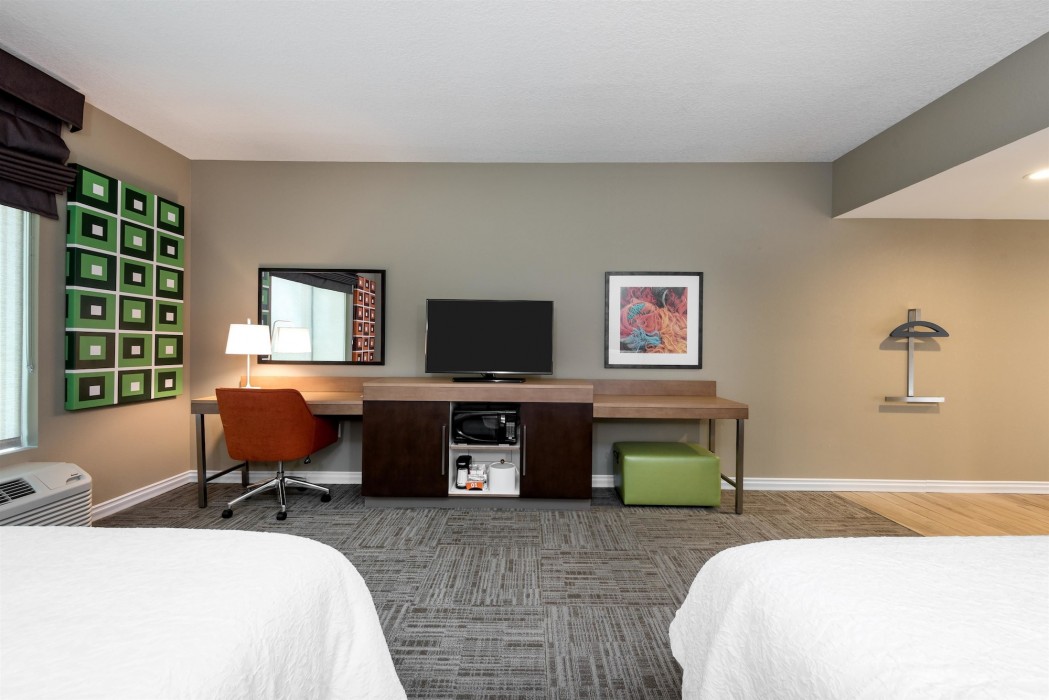 hampton inn and suites west melbourne palm bay road