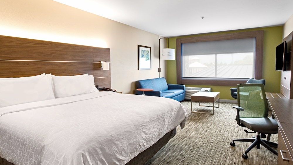 holiday inn express and suites racine by ihg