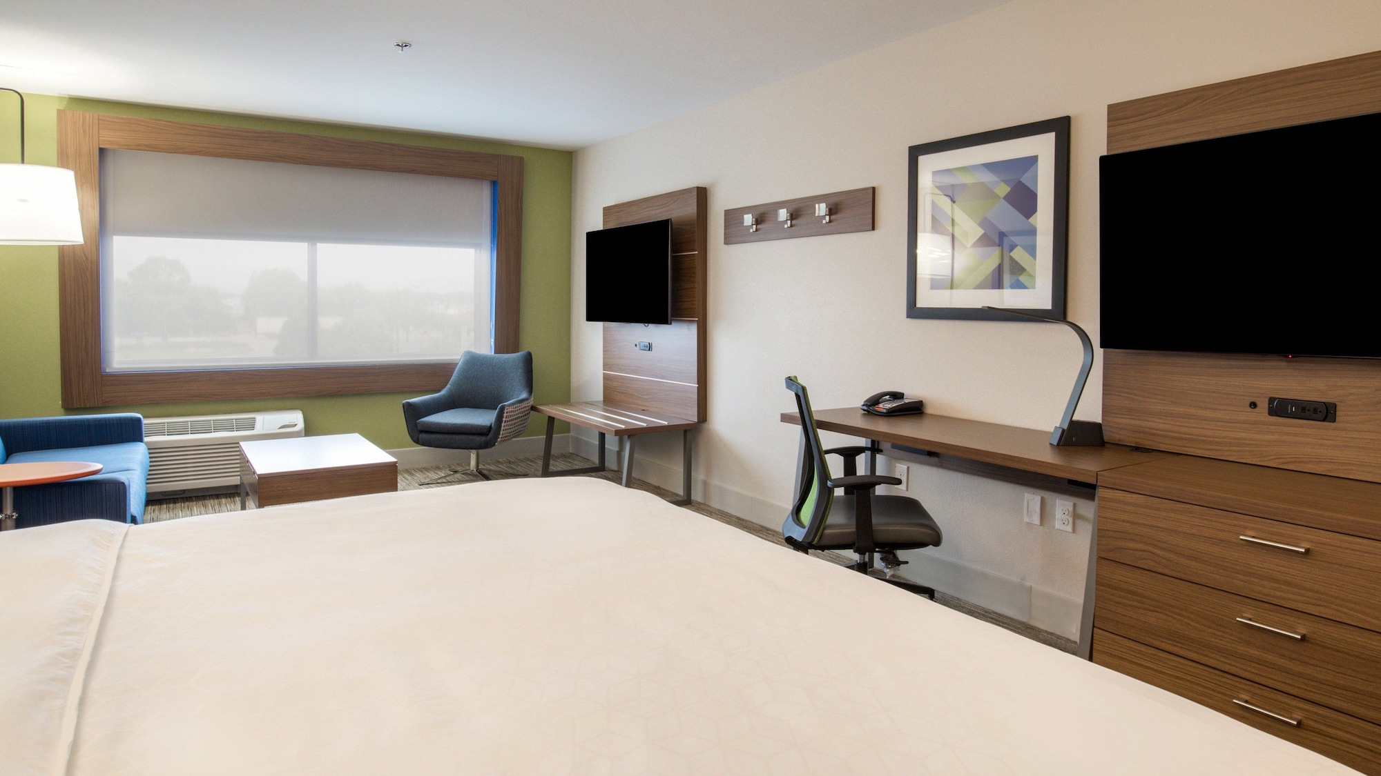 holiday inn express and suites racine by ihg