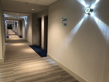 holiday inn express and suites racine by ihg