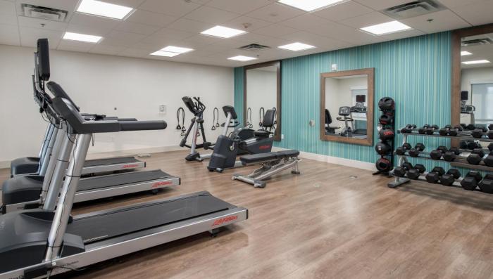 holiday inn express and suites racine by ihg