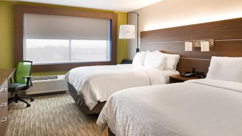 holiday inn express and suites racine by ihg