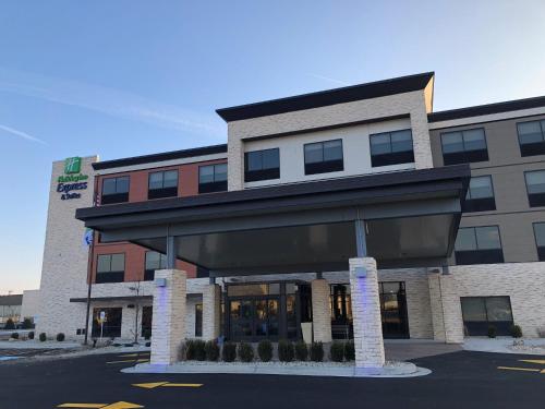holiday inn express and suites racine by ihg