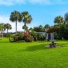 hometowne studios by red roof vero beach i 95