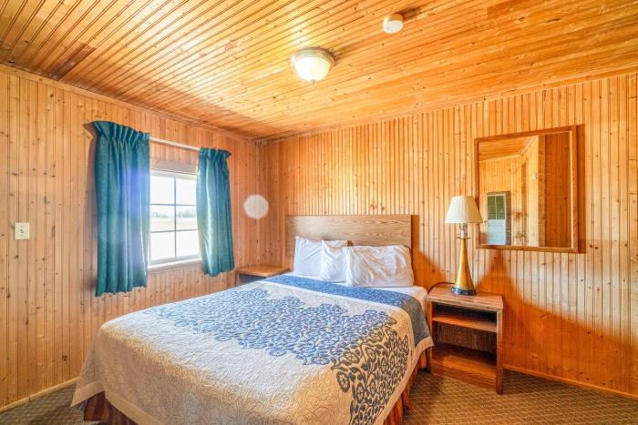 green acre motel by oyo near rush county airport