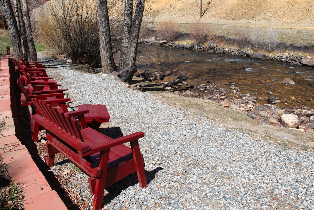 Argo Inn And Suites,Clear Creek>>Black Hawk,2 star
