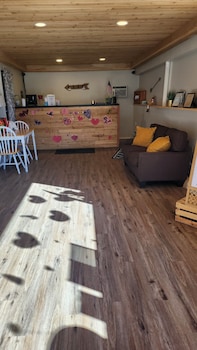 golden arrow motel