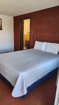 golden arrow motel