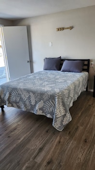 golden arrow motel