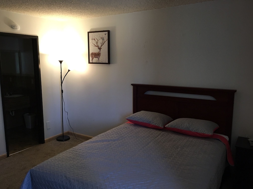 golden arrow motel