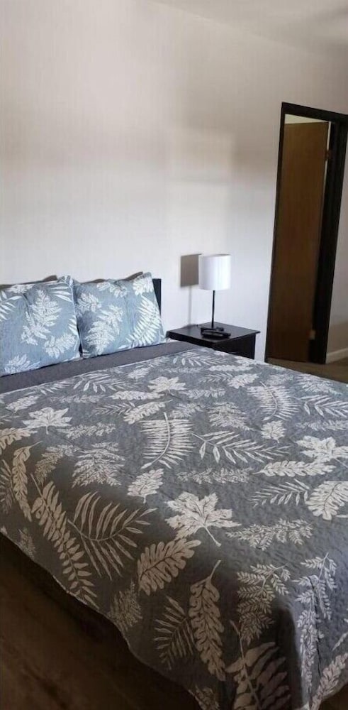 golden arrow motel