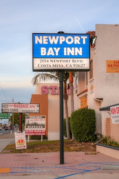 newport bay inn