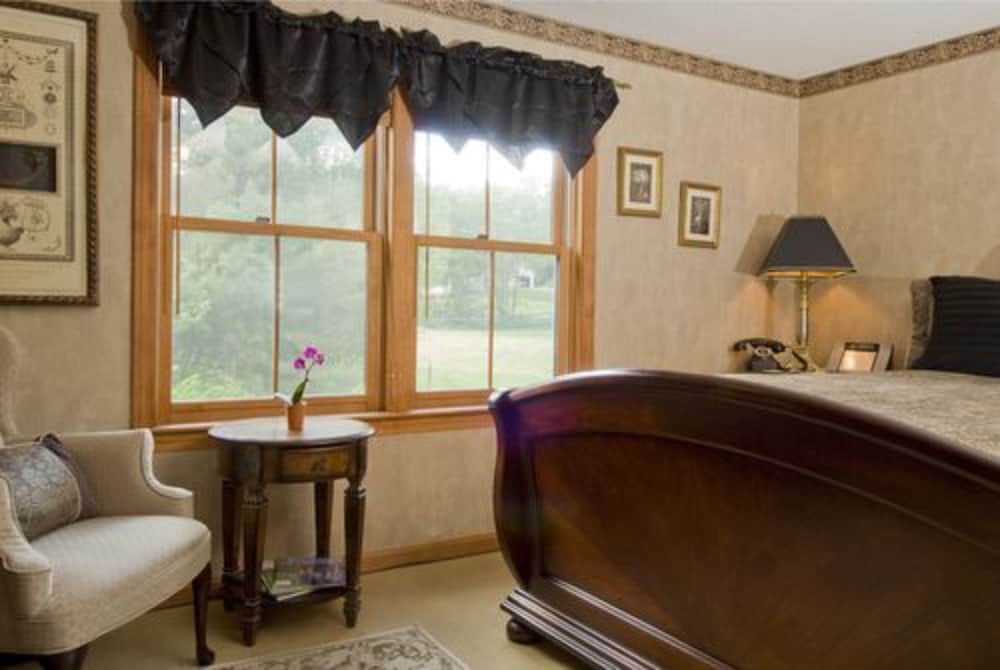 inn at ellis river