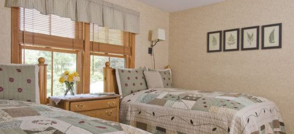 inn at ellis river