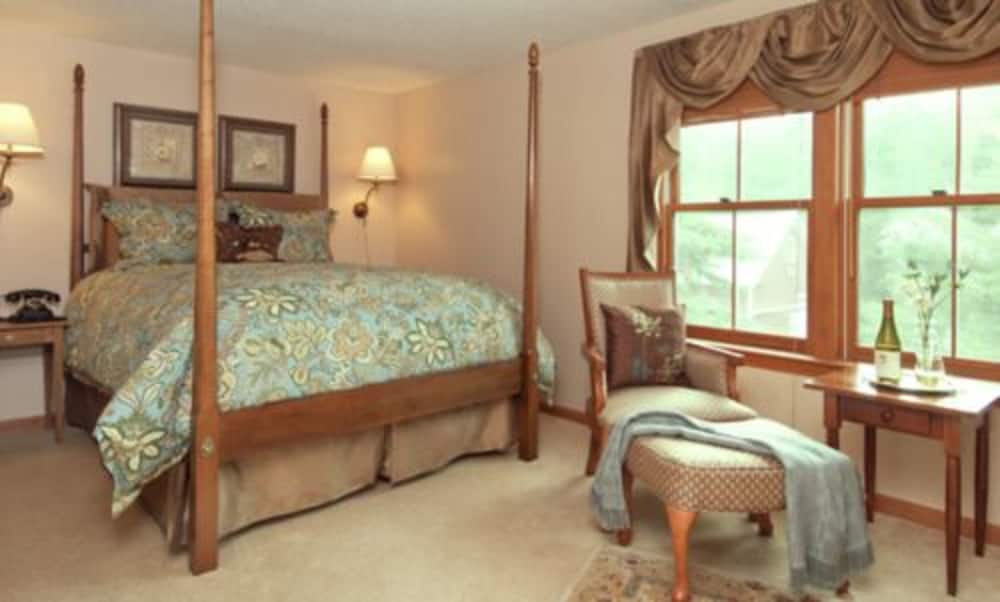 inn at ellis river