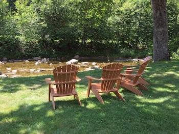 inn at ellis river