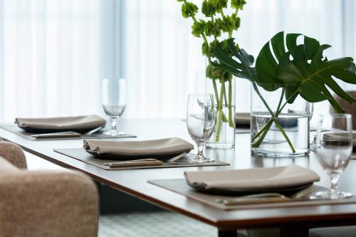 kimpton overland hotel atlanta airport by ihg