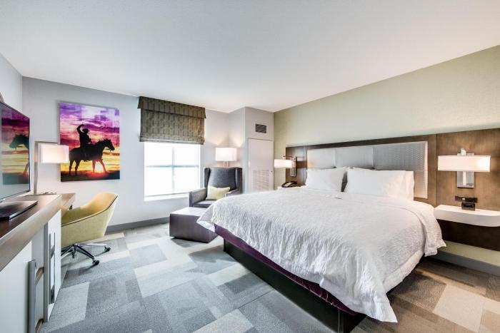 hampton inn and suites fort worth downtown