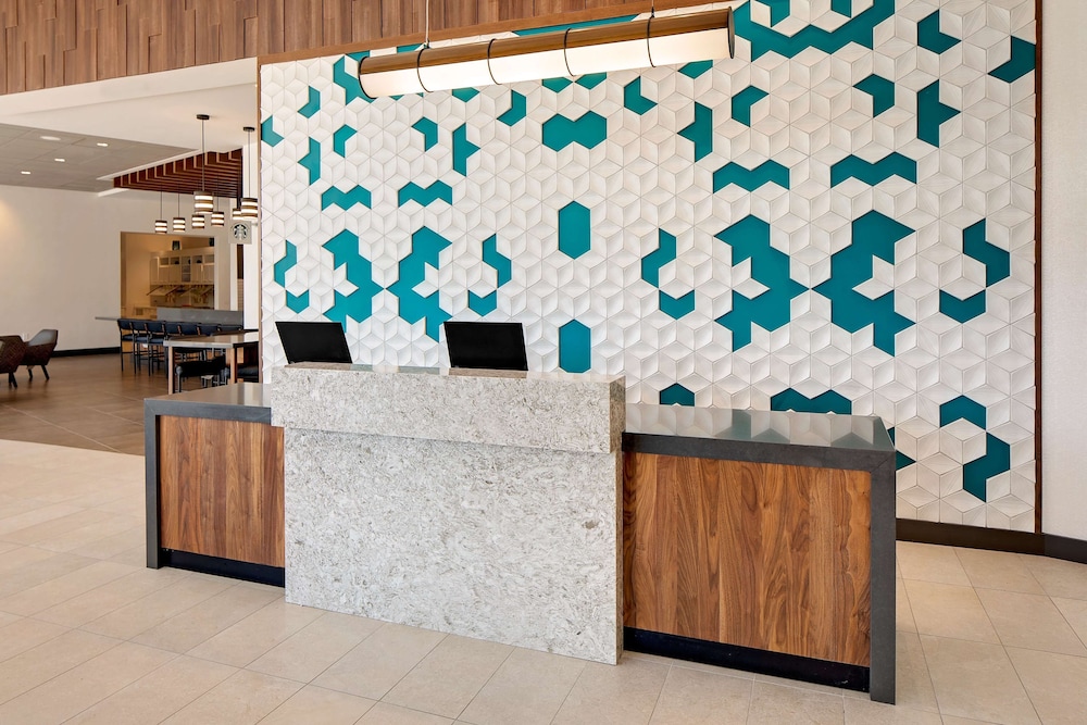 hyatt place glendale los angeles