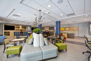 home2 suites by hilton jackson mi