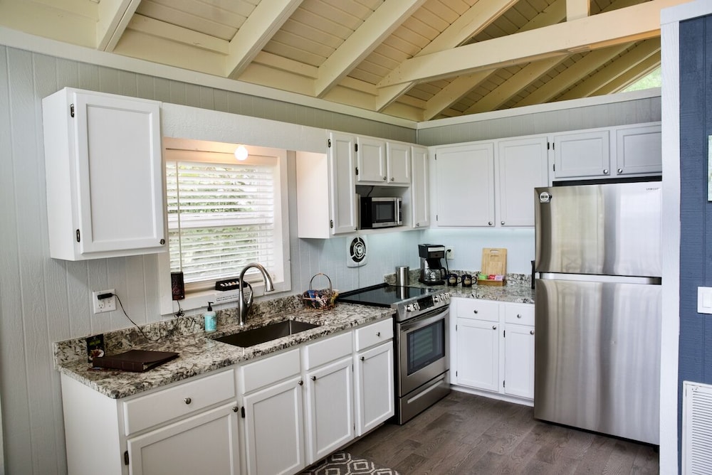 beaver lake cottages
