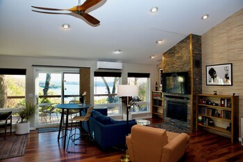 beaver lake cottages