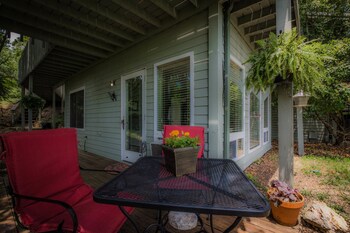 beaver lake cottages