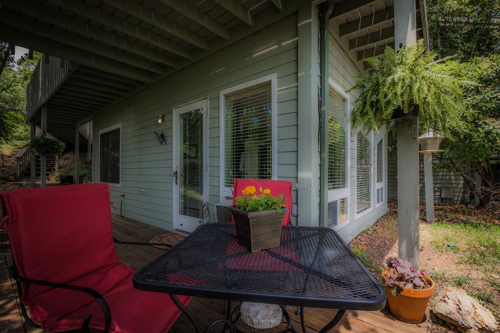 beaver lake cottages